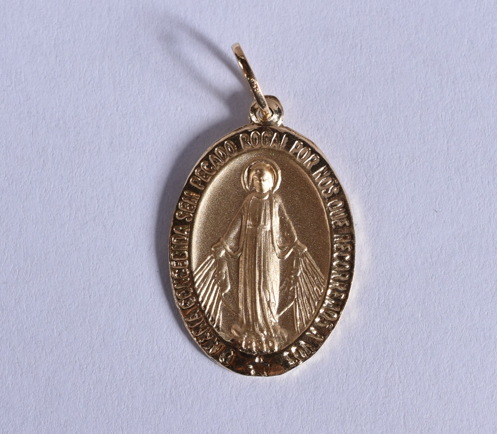 Pingente de ouro 18 k com imagem de Cristo (Por motivos de segurança... - foto 1 de 4