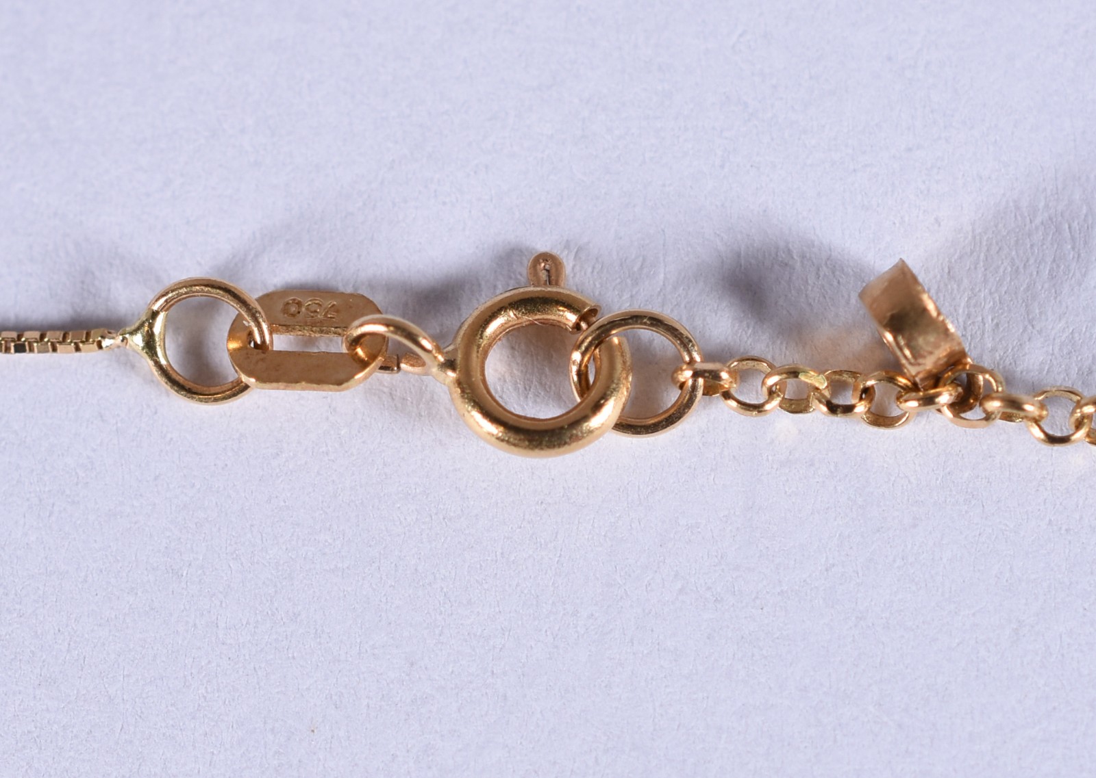 Colar de ouro 18k, contrastado 750 com pingente feitio coração (Por... - foto 4 de 5