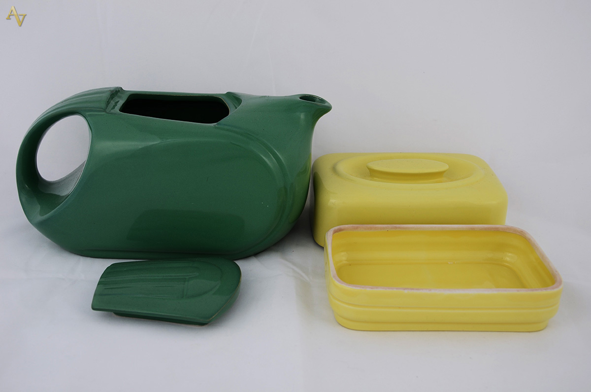 Caixa e Bule de faiança Art Deco (verde e amarelo), fabricado para... - foto 2 de 2