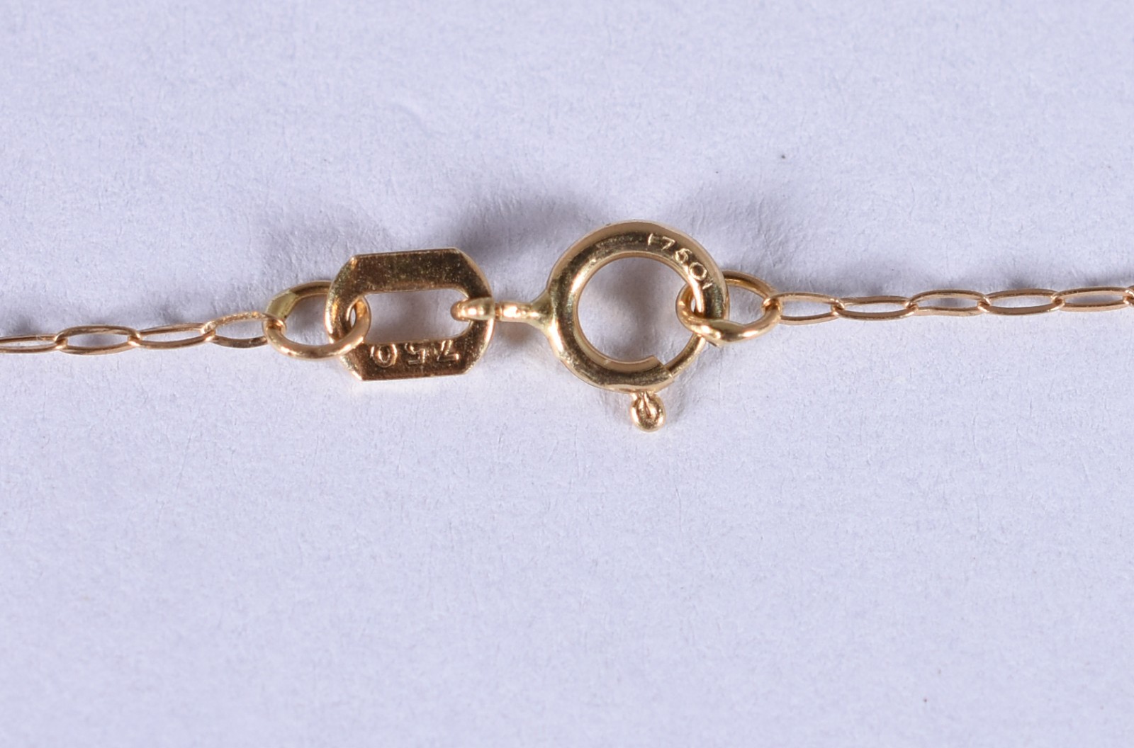 Colar de ouro 18 k, contrastado 750 com pingente de Nossa Senhora... - foto 4 de 4