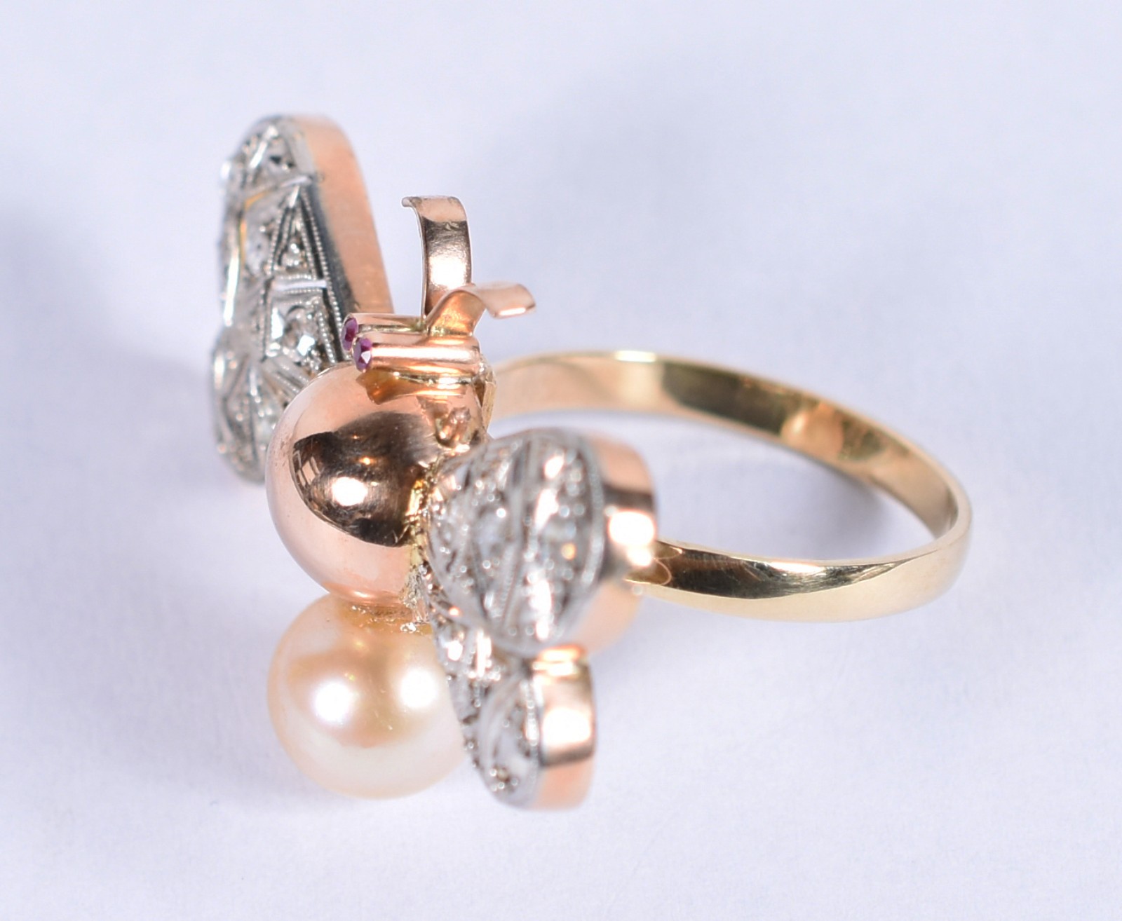 Anel de ouro 18k em dois tons, feitio abelha grandes, asas com... - foto 3 de 4