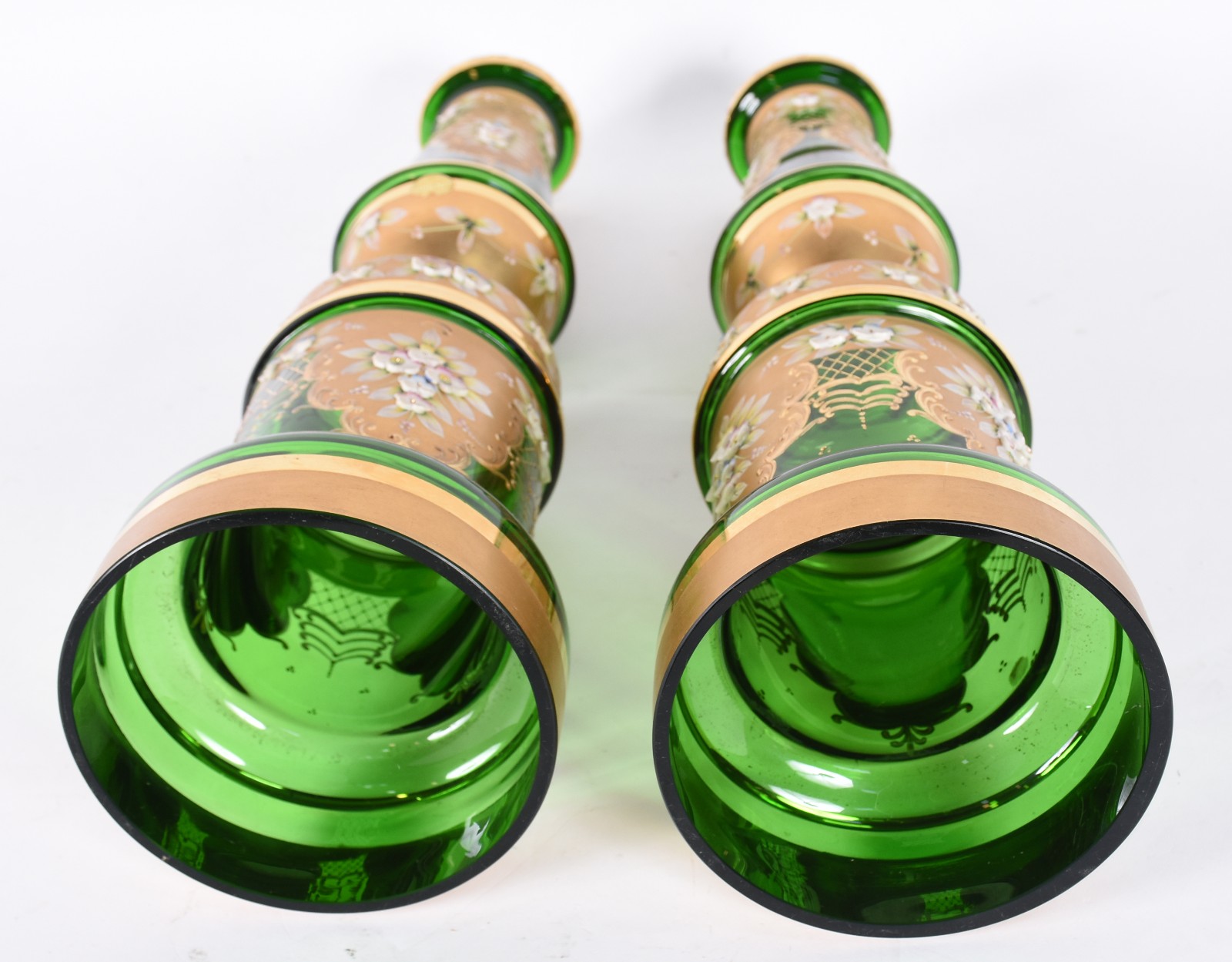 Par de solifleurs de vidro verde, detalhes dourados com pequenas... - foto 5 de 5