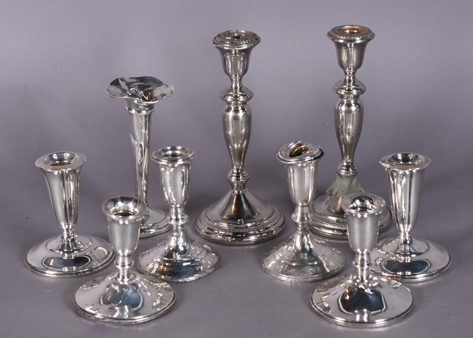 Diversas peças de prata Sterling , sendo: 4 pares de castiçais e... - foto 1 de 8