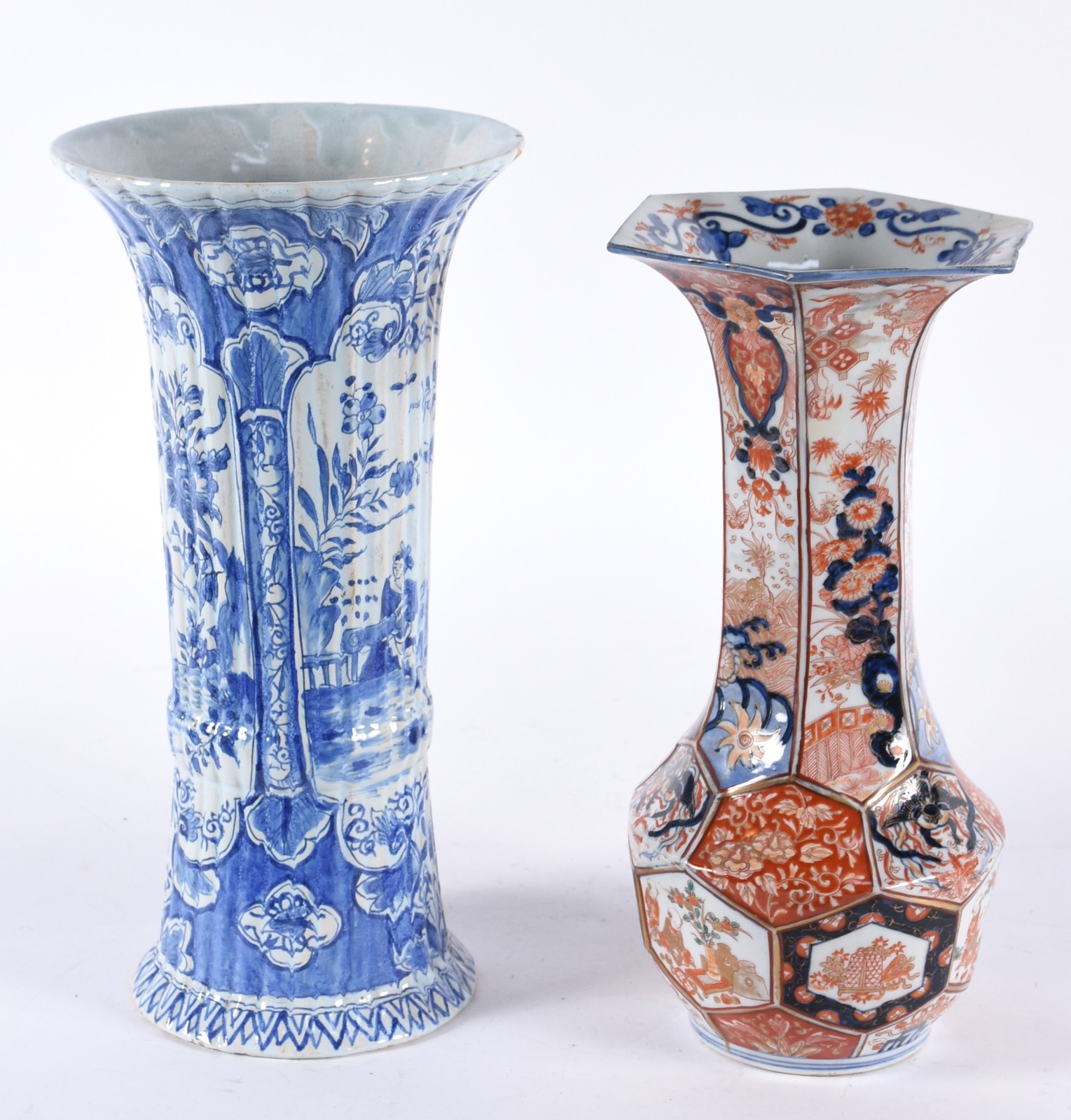 Dois vasos de porcelana oriental, sendo um Imari feitio hexagonal... - foto 4 de 8