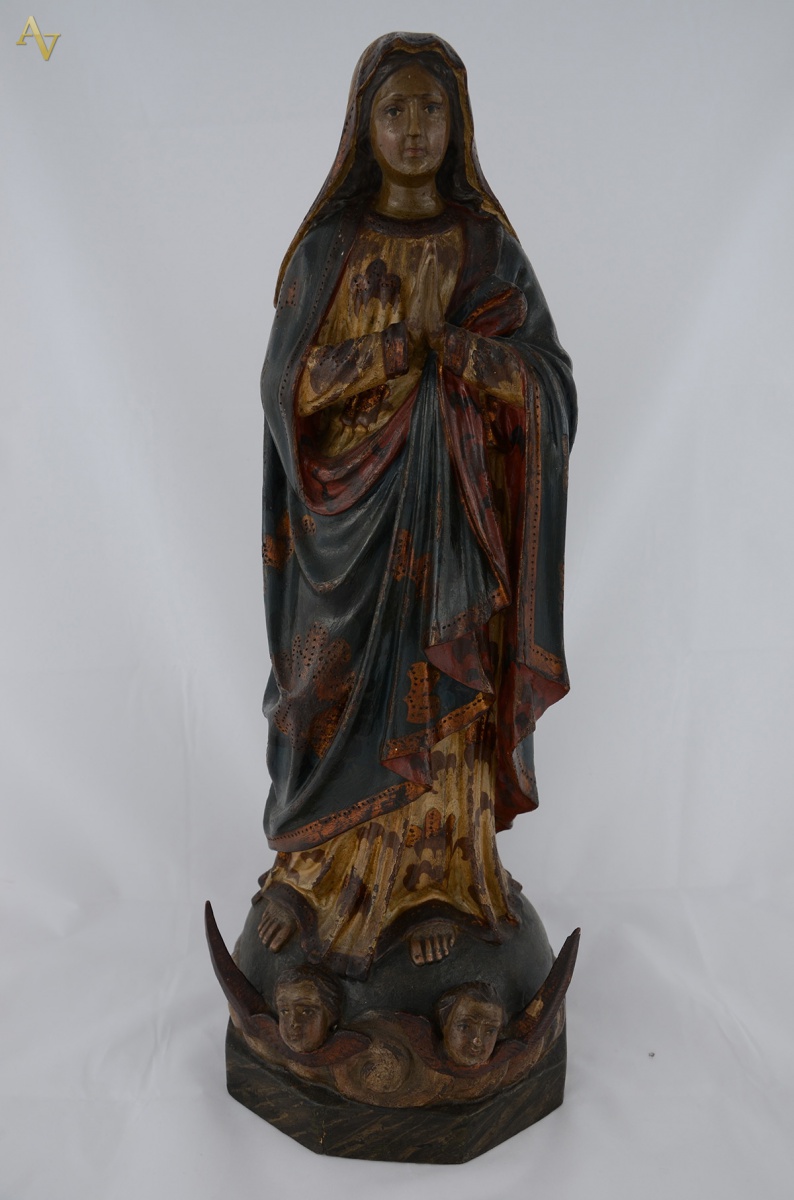 NOSSA SENHORA - Antiga imagem de madeira policromada. alt. 59 cm - foto 1 de 2