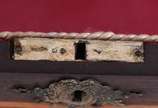 Quatro caixas diversas de madeira, sendo 2 com ... - Quatro caixas diversas de madeira, sendo 2 com trabalhos em marqueterie, uma com aplicações de prata e outra com asas de borboletas representand...