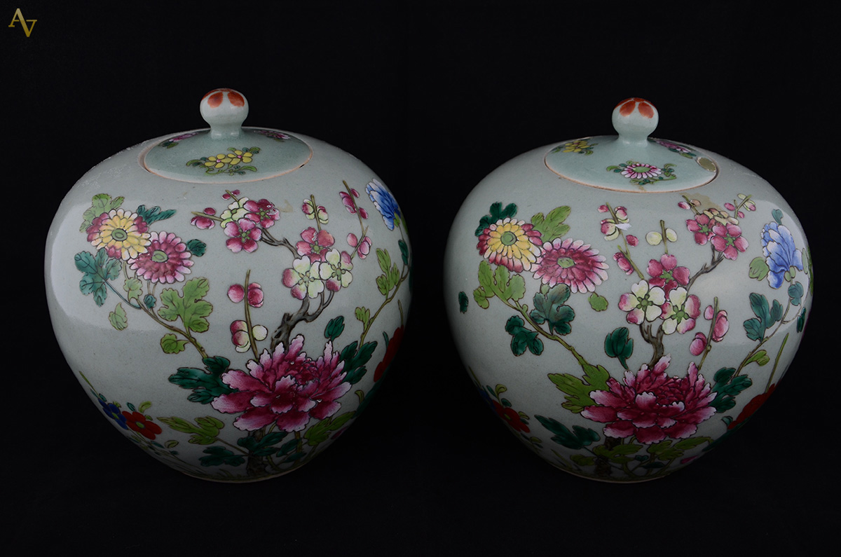 Par de potiches em porcelana Celadon, decoração em policromia, China... - foto 1 de 2
