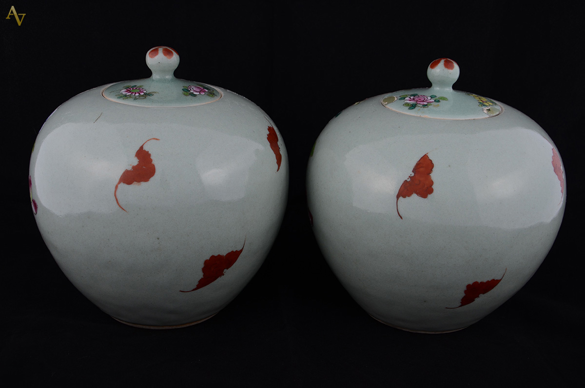 Par de potiches em porcelana Celadon, decoração em policromia, China... - foto 2 de 2