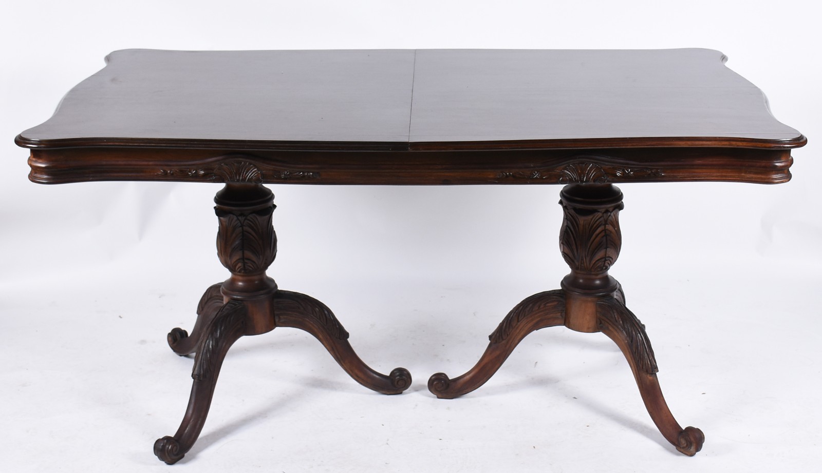 Mesa de jantar de madeira nobre, tampo retangular com borda recortada... - foto 4 de 11