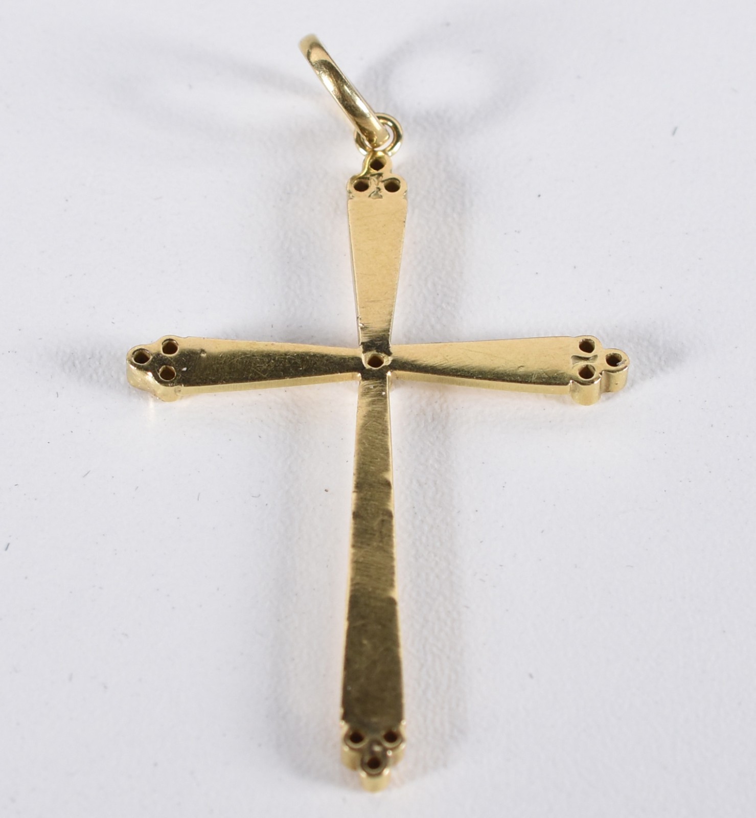 Crucifixo de ouro 18k, contrastado 750 com 13 brilhantes (Por motivos... - foto 2 de 3