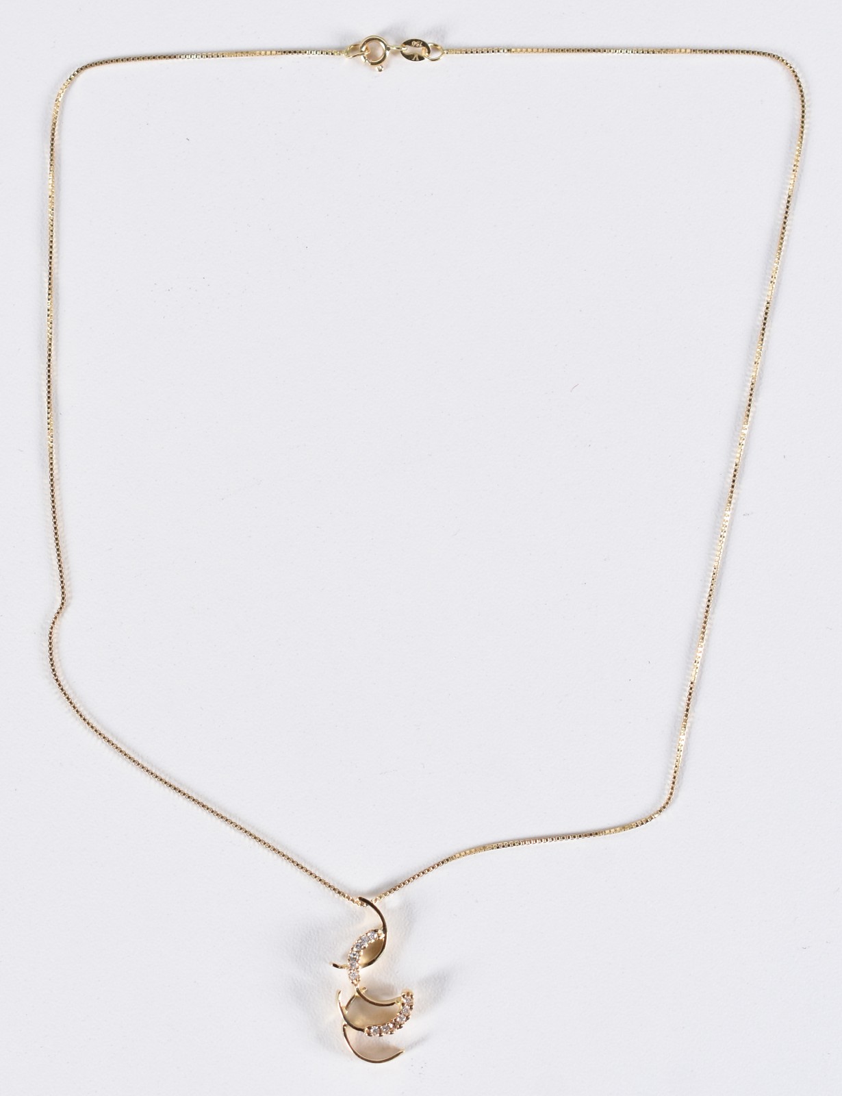 Colar de ouro 18k contrastado 750 e pingente em forma de cascata (Por... - foto 2 de 5