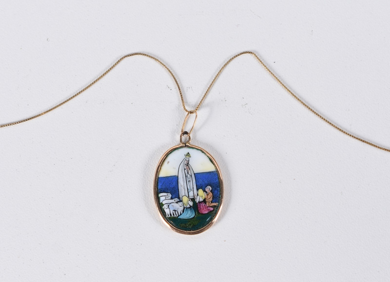 Colar de ouro 18 k contraste 750 e pingente de Nossa Senhora de... - foto 1 de 4