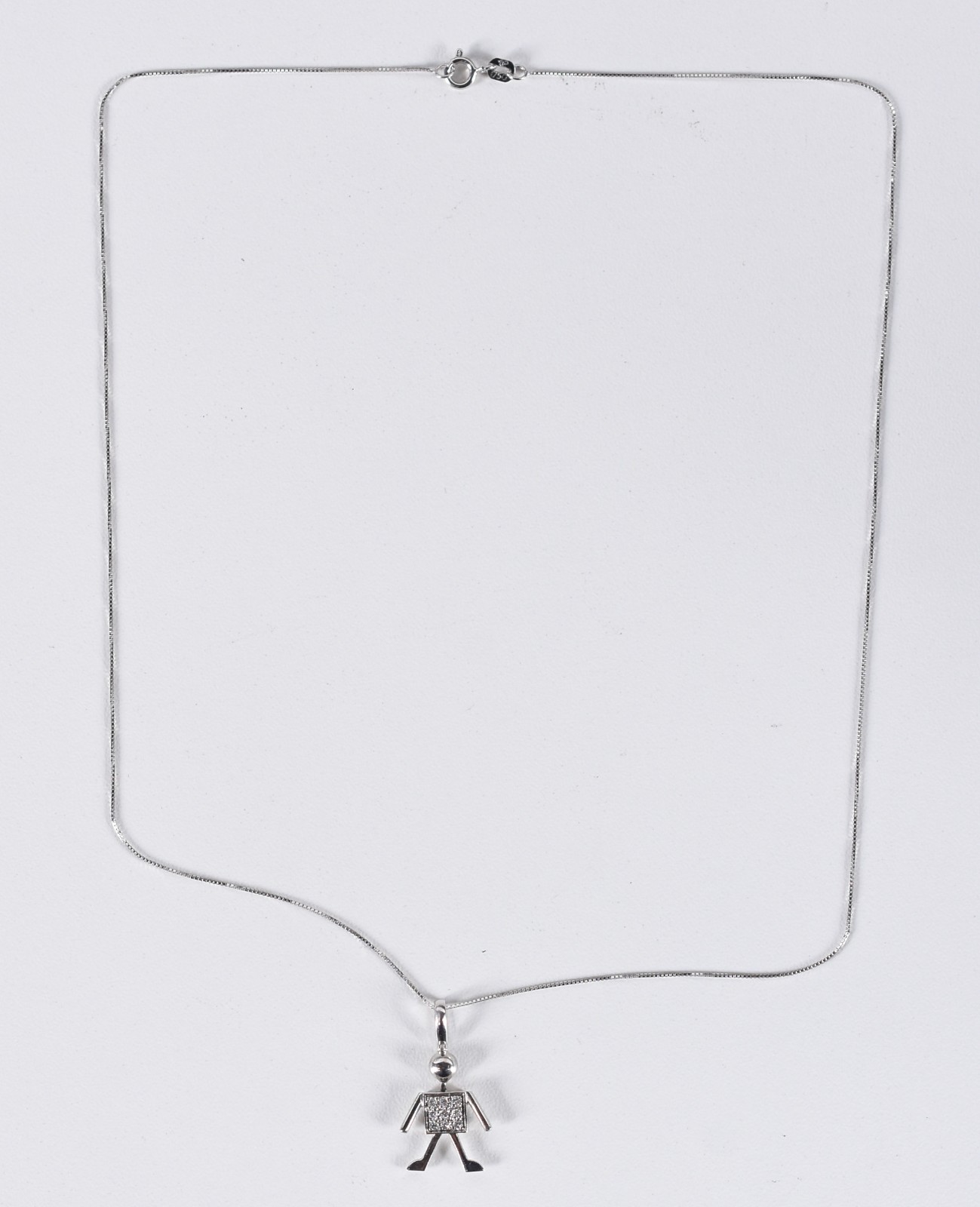 Colar de ouro branco com pingente Liste e cravejado de brilhantes... - foto 2 de 4