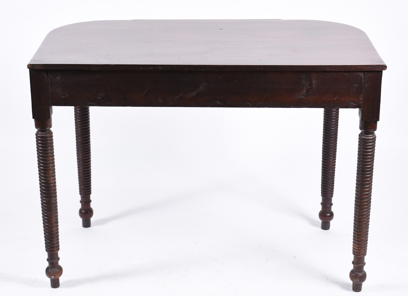 Mesa de encostar de madeira nobre, tampo recortado apoiado em quatro... - foto 3 de 4