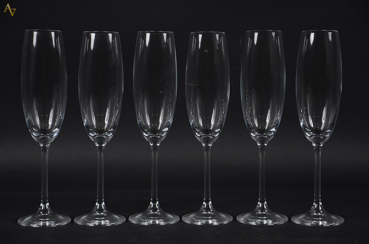 Seis flutes para champagne - foto 1 de 2