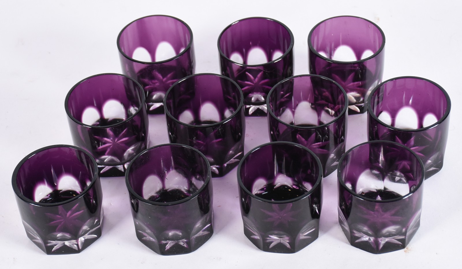 Conjunto com 11 copinhos para licor de cristal doublé roxo facetado... - foto 2 de 4