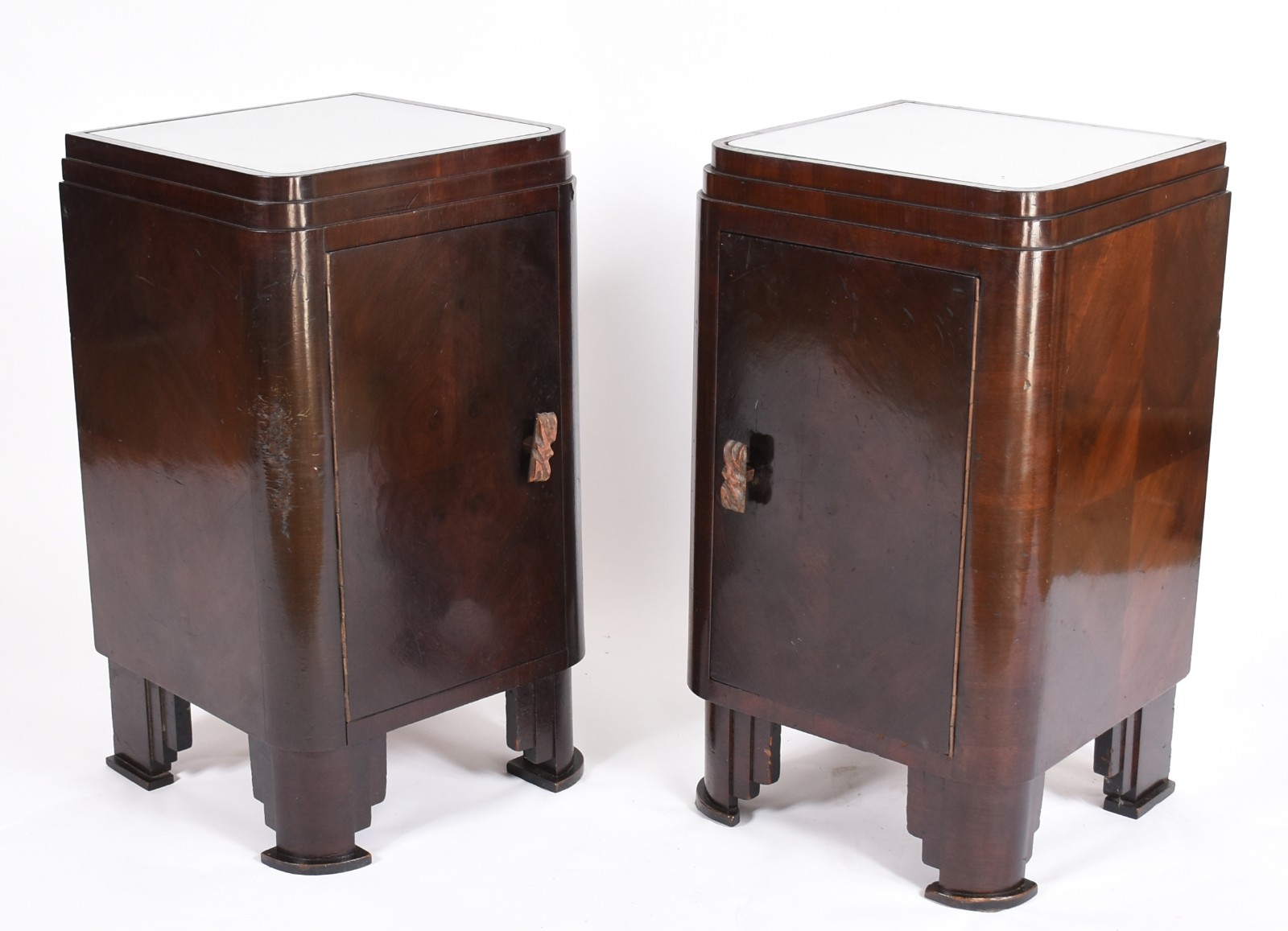 Conjunto ART DECO composto de cama de casal e par de mesas de... - foto 4 de 9