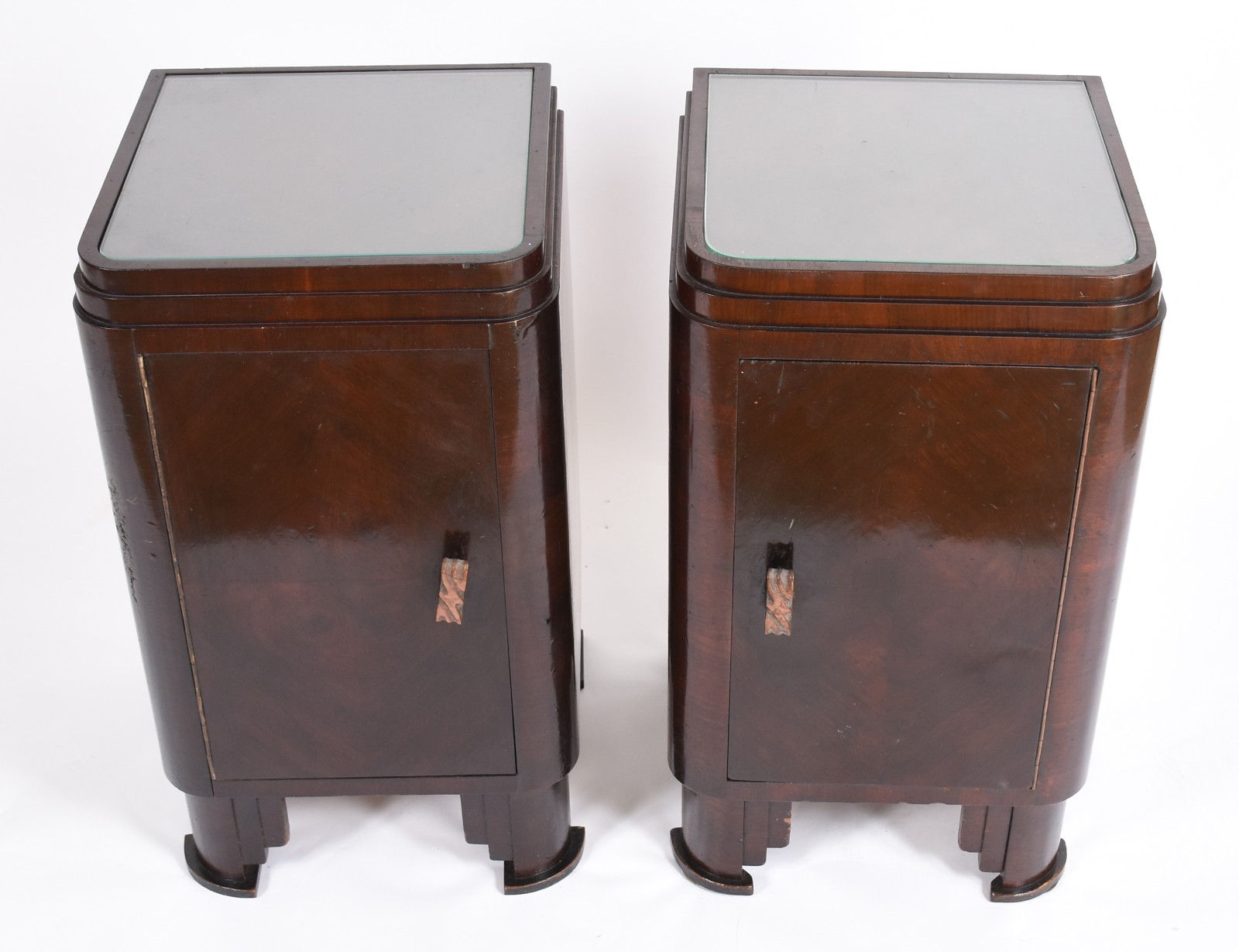 Conjunto ART DECO composto de cama de casal e par de mesas de... - foto 5 de 9