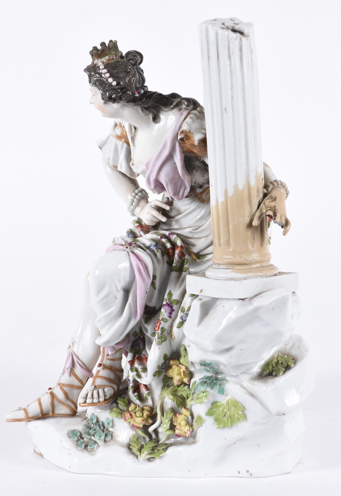 Estatueta de porcelana europeia policromada representando figura... - foto 3 de 8