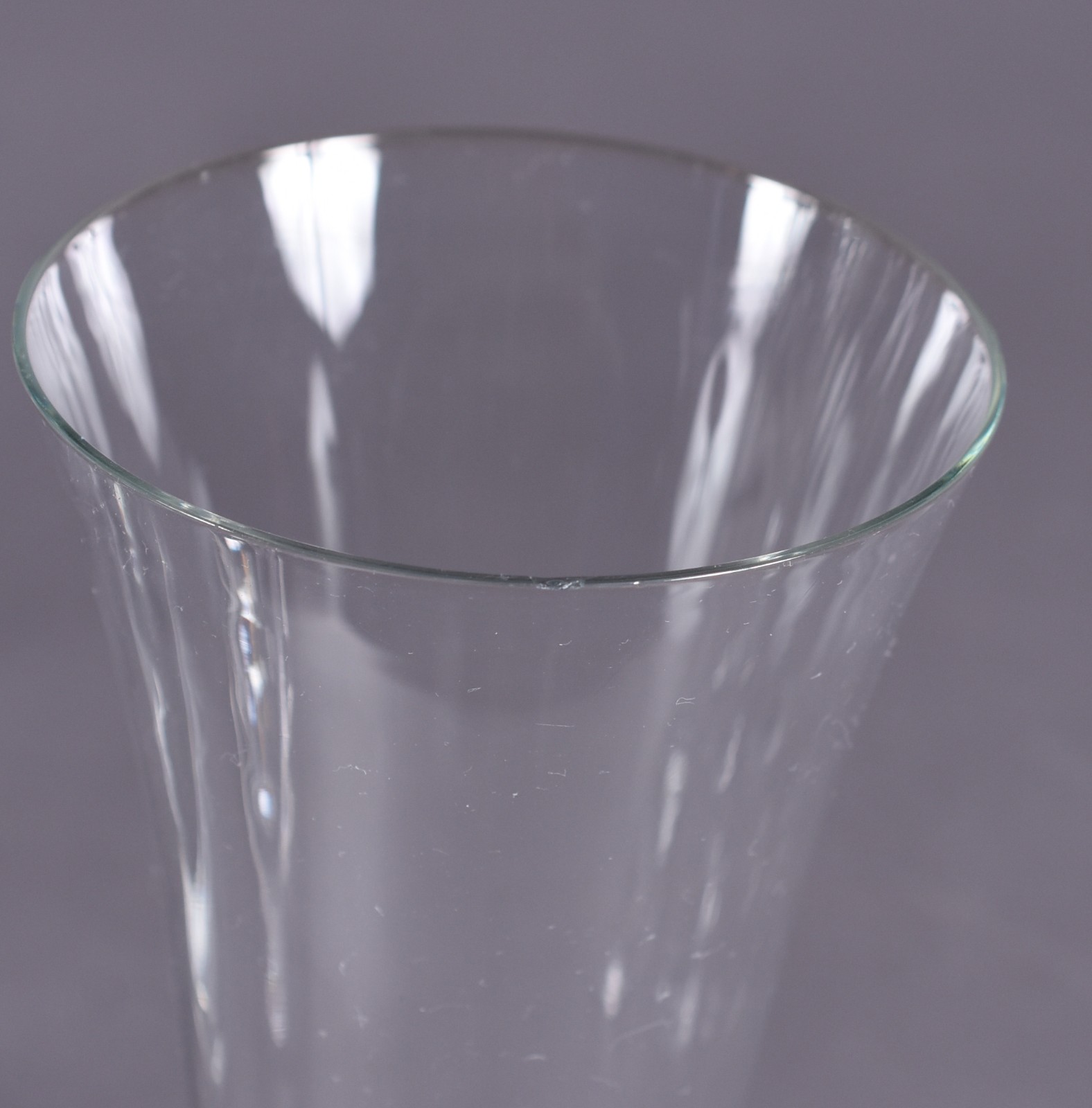 Diversas peças em demi cristal, sendo: jarra para refresco com 6... - foto 5 de 5