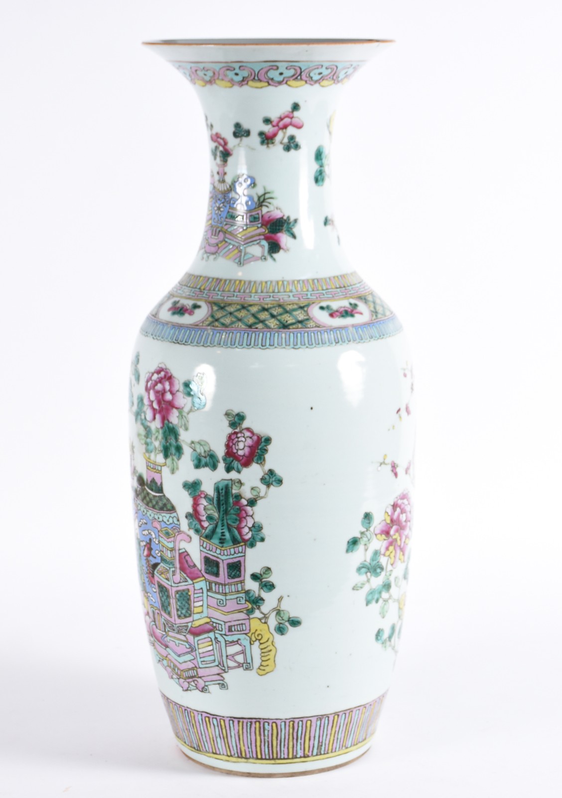 Elegante vaso em porcelana chinesa de formato balaústre e borda... - foto 3 de 5