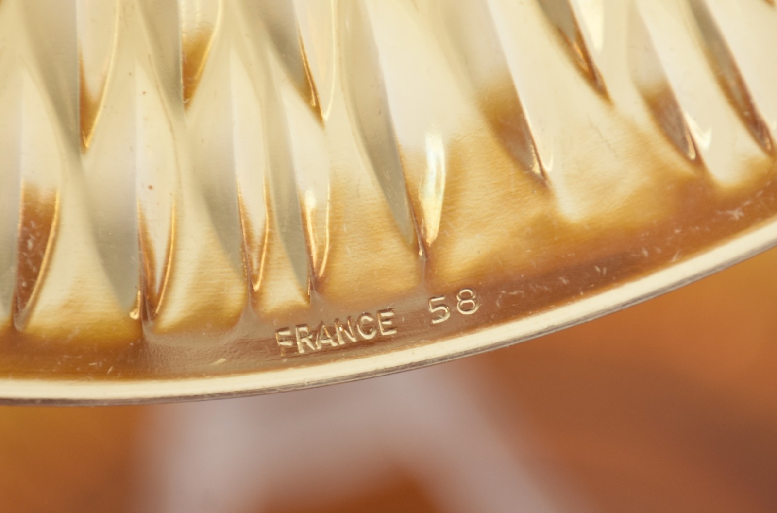 Serviço de jantar, chá e café de vidro âmbar francês, composto de: 19... - foto 5 de 6