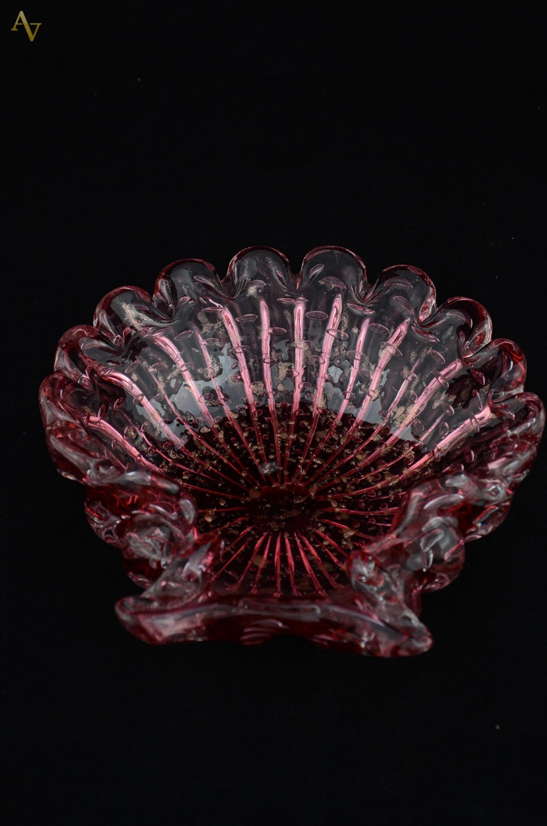 BAROVIER & TOSO. Grande concha de vieira em vidro de murano. Borda... - foto 1 de 2