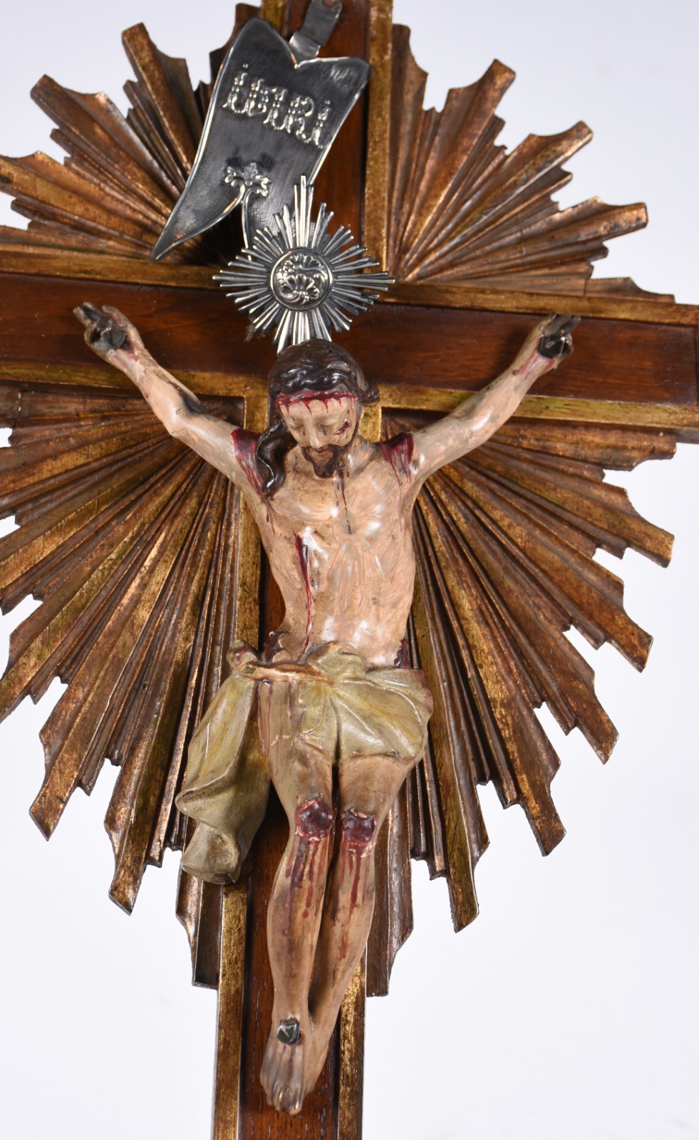 Crucifixo português de madeira nobre com figura de Cristo ricamente... - foto 3 de 6