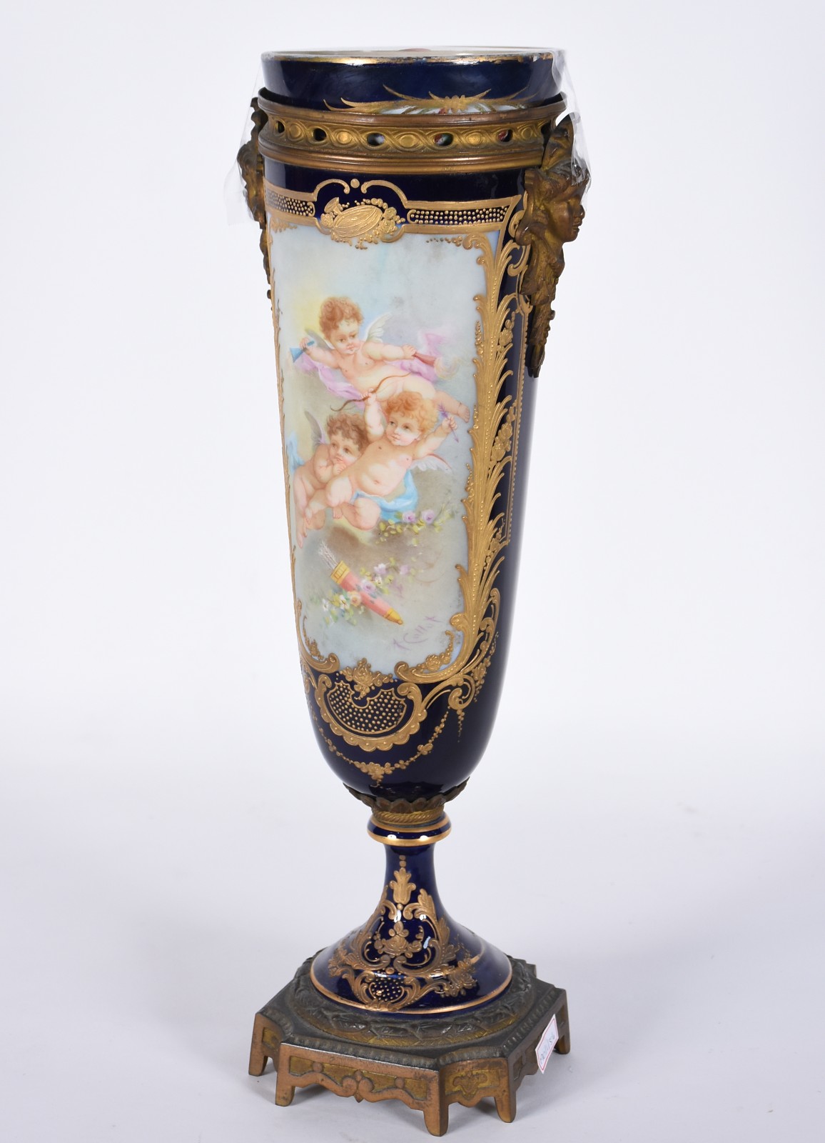 Ânfora de porcelana francesa na cor azul cobalto, possivelmente... - foto 4 de 11