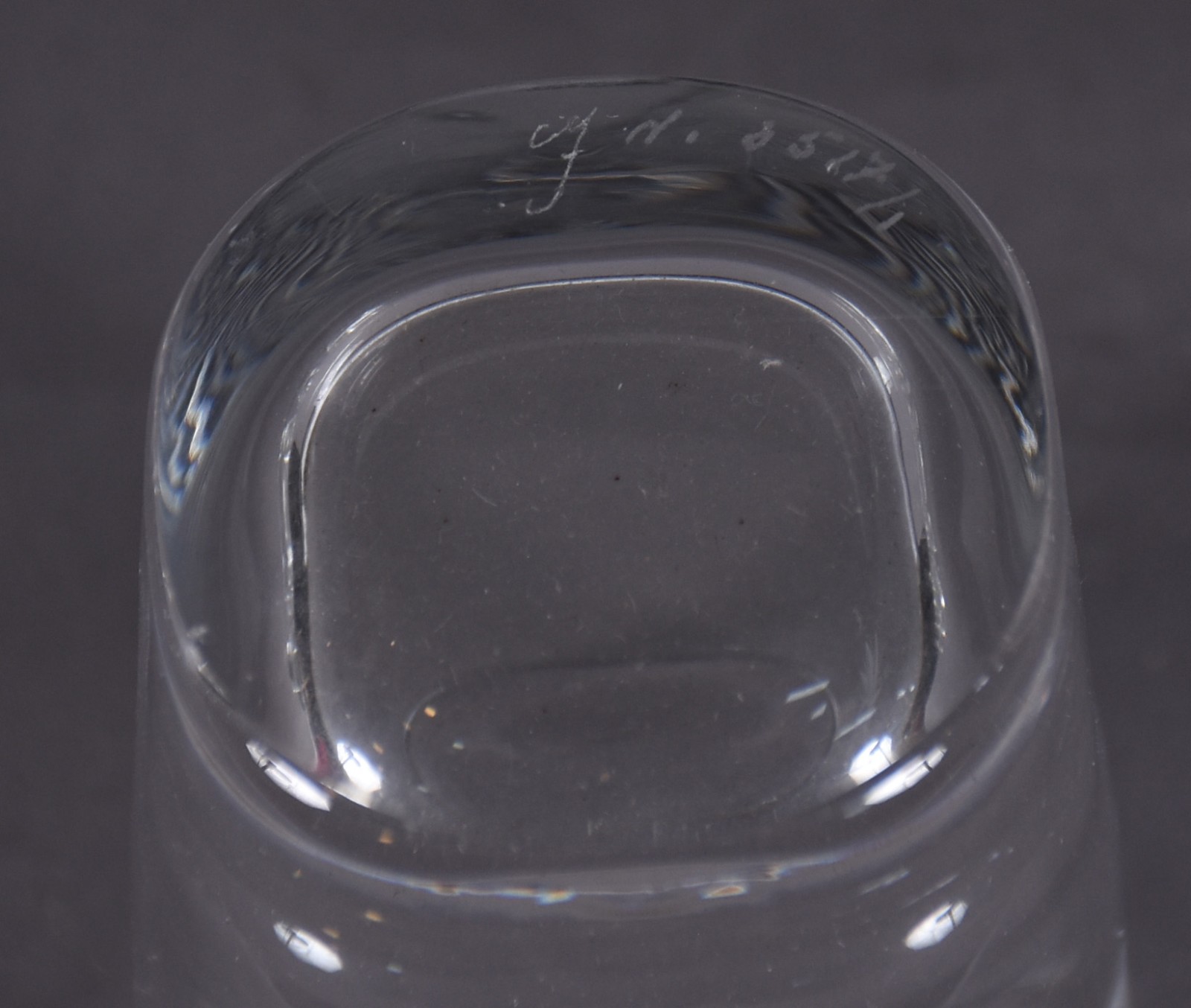 Conjunto de copos para coquetel de cristal sueco, assinado na base... - foto 6 de 8