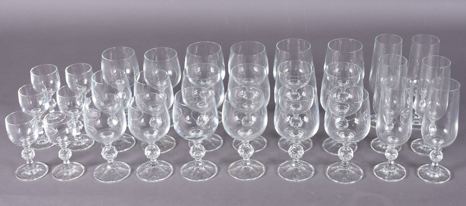 Serviço demi cristal com esfera facetada na base composto de: 6... - foto 2 de 4