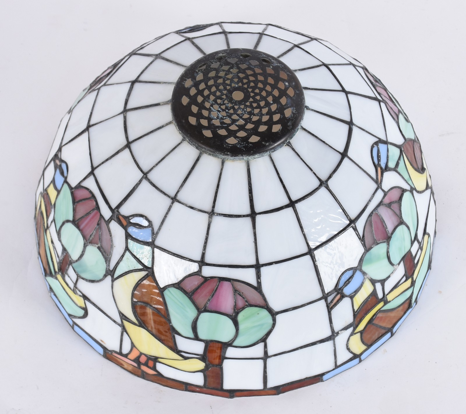 Cúpula para abatjour estilo Tiffany com placas de pasta de vidro... - foto 3 de 4