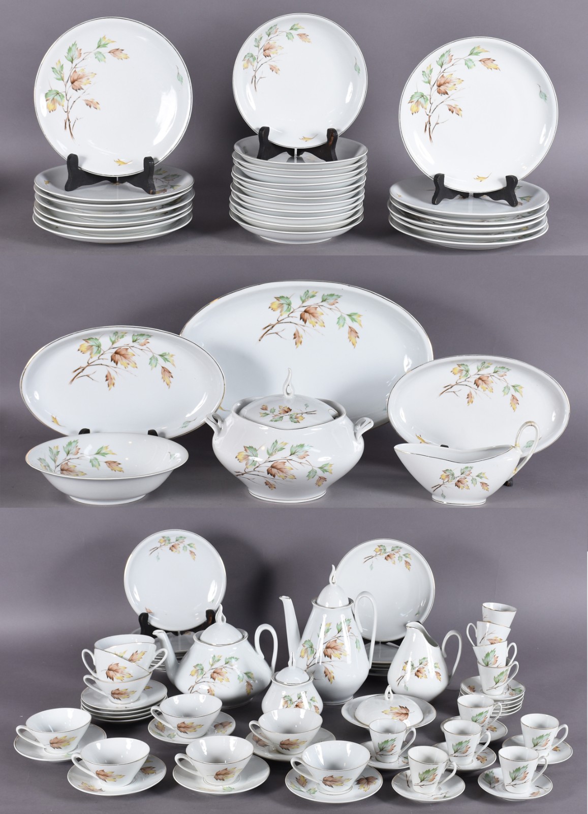 Aparelho de jantar, chá e café de porcelana Real com flores e folhas... - foto 1 de 11