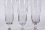 Seis tulipas para cerveja de cristal. - Seis tulipas para cerveja de cristal.