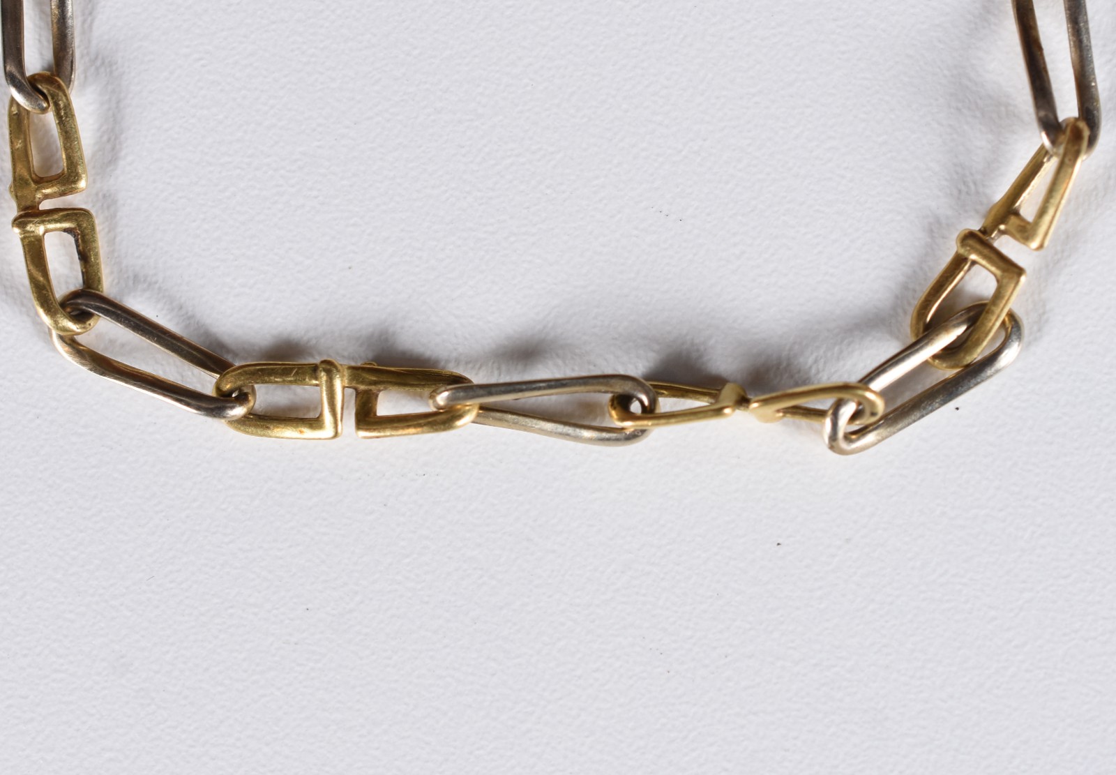 Pulseira de ouro 18 k. (Por motivos de segurança a peça não se... - foto 1 de 4
