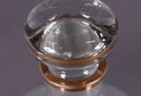 Serviço de cristal tcheco com tarja dourada com... - Serviço de cristal tcheco com tarja dourada composto de: 11 cálices para licor, 12 taças para champagne, 10 copos longos, 11 para vinho tinto, 1...
