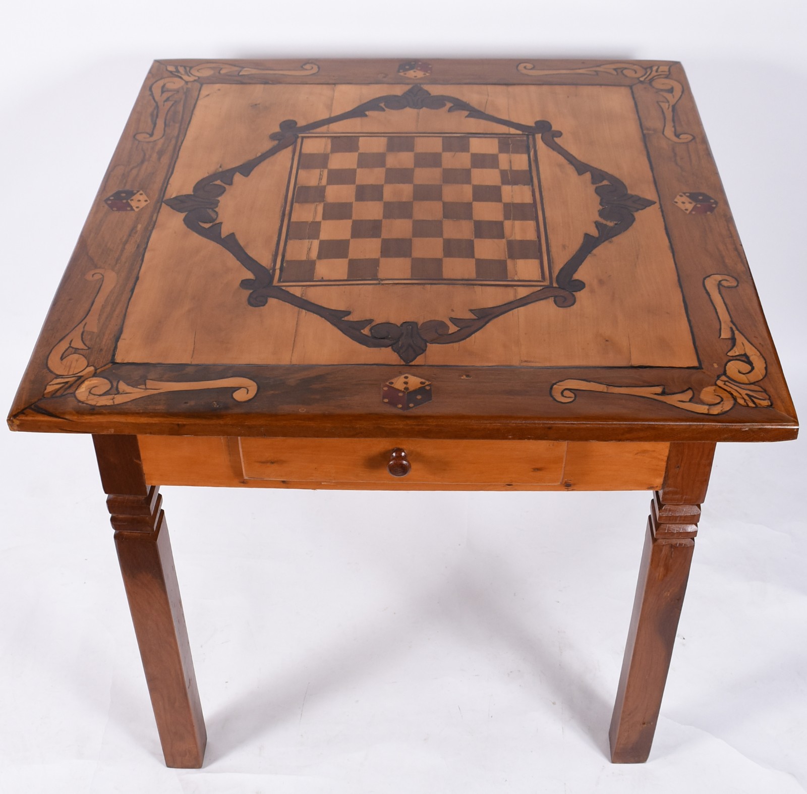 Mesa para jogo de madeira nobre, tampo com pinturas e marqueterie... - foto 3 de 5