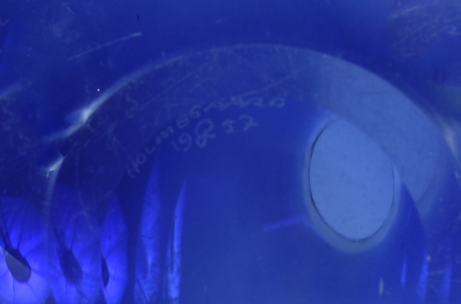 Vaso dinamarques "Vintage" de vidro decorativo na cor azul, assinado... - foto 5 de 5