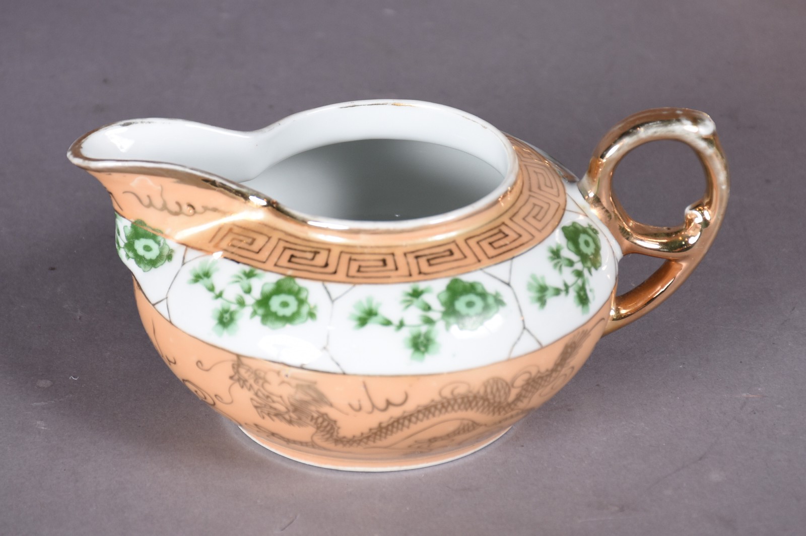 Serviço de porcelana oriental na cor âmbar com grega floral verde... - foto 4 de 8