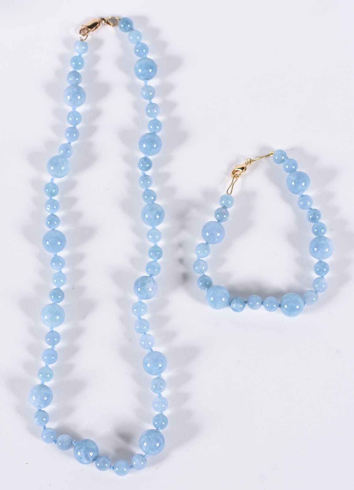 Conjunto composto por colar e pulseira com fecho mosquetão e... - foto 1 de 5