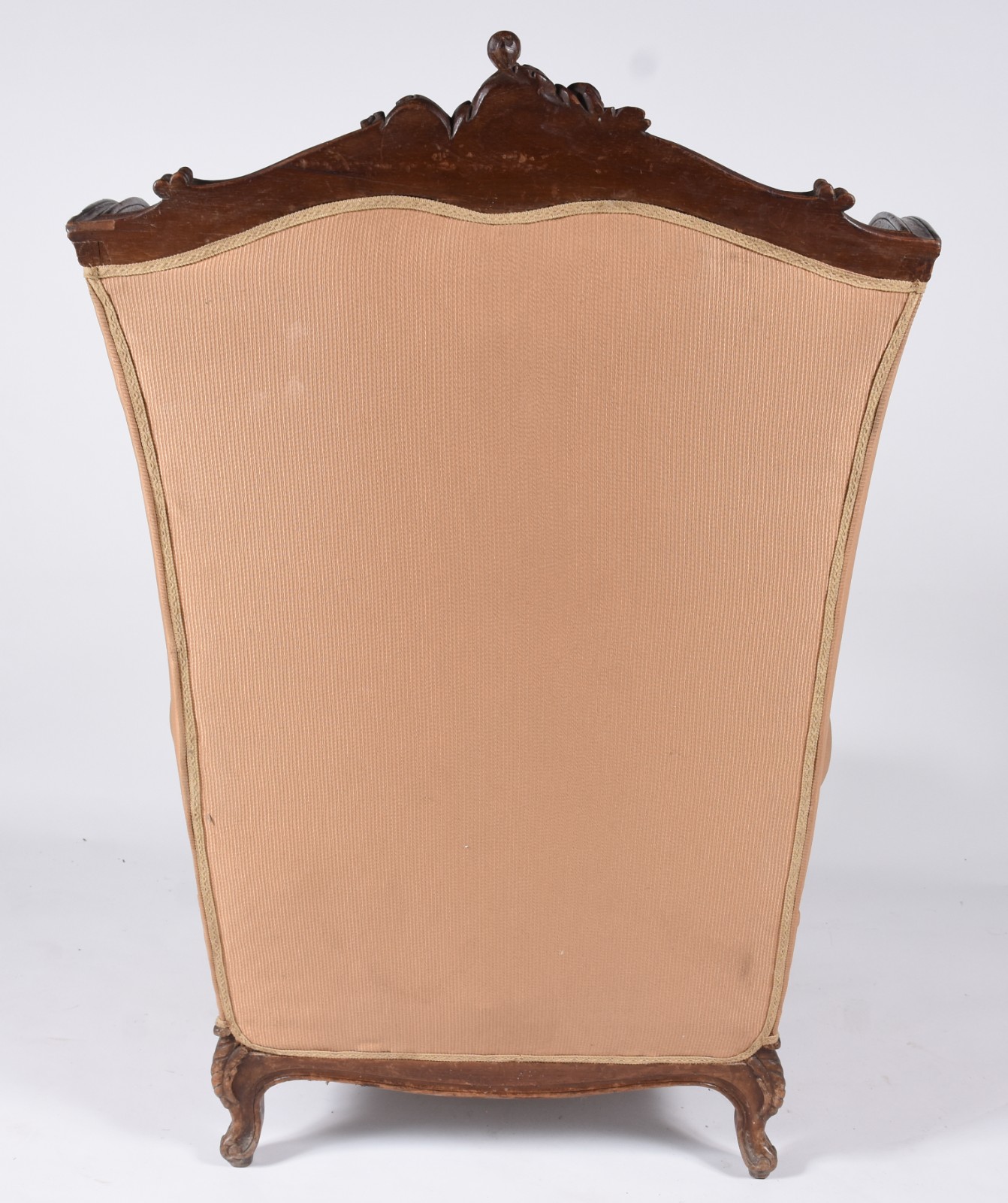 Bergere de madeira nobre, estilo Luis XV, estofamento forrado com... - foto 3 de 6