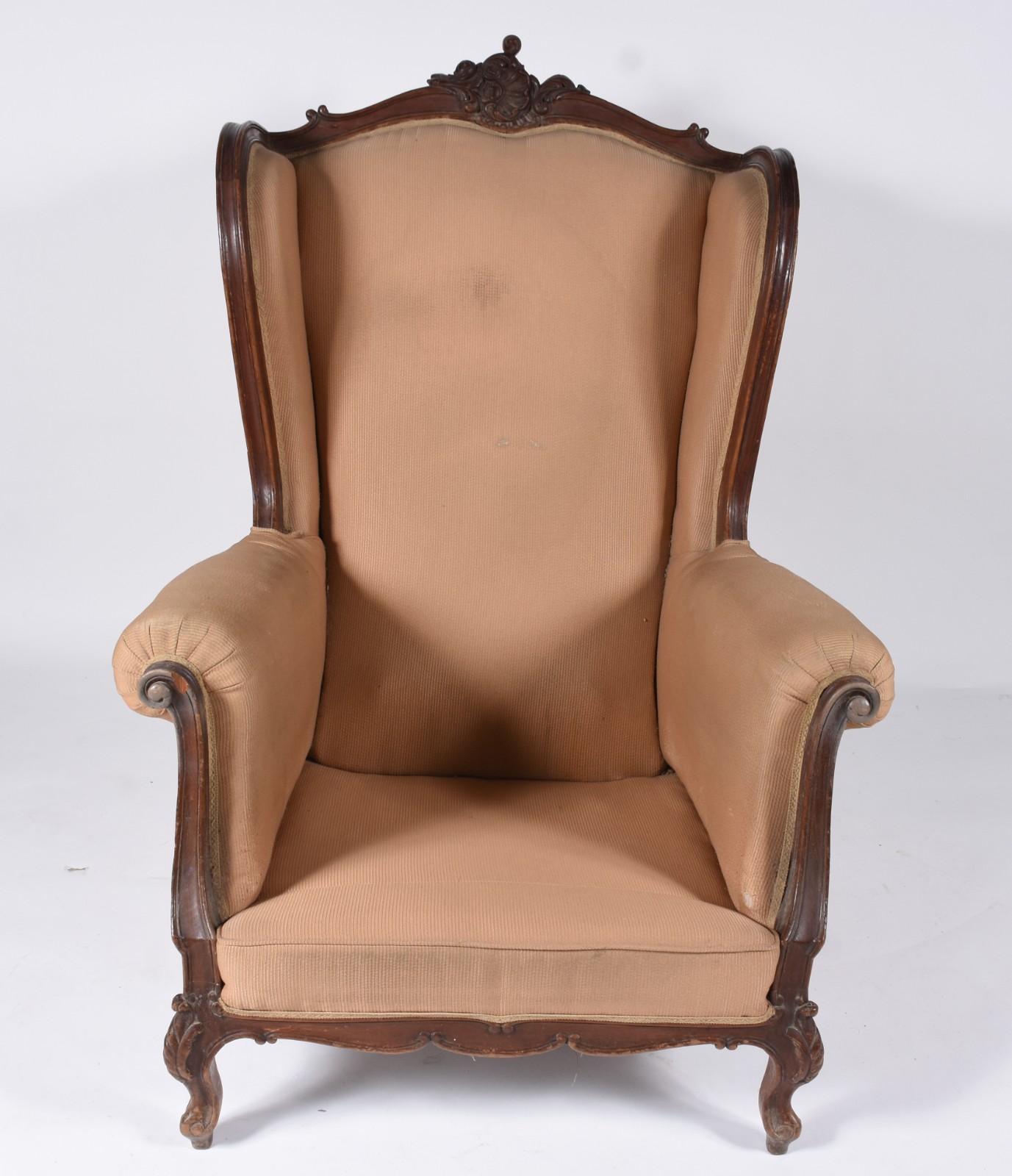 Bergere de madeira nobre, estilo Luis XV, estofamento forrado com... - foto 4 de 6