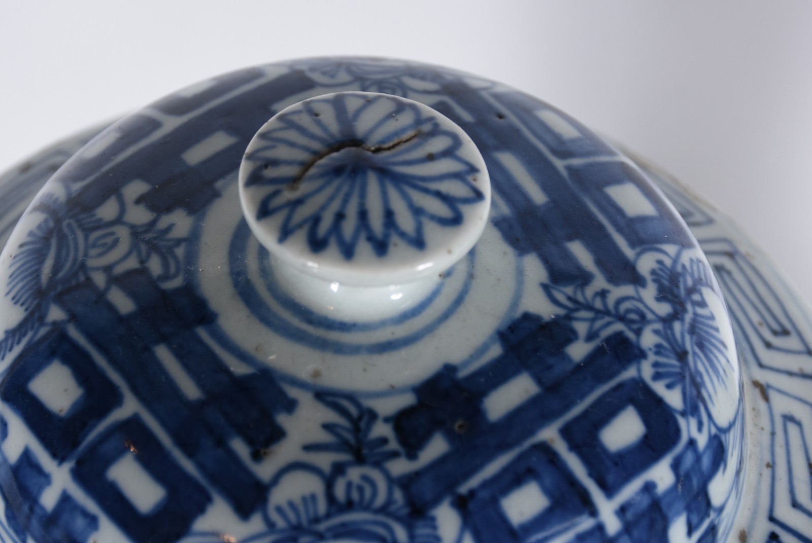 Par de potiches de formato balaústre em porcelana chinesa, decorados... - foto 8 de 11