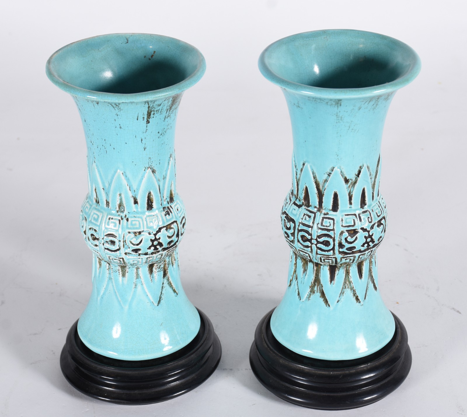 Par de vasos de cerâmica azul VERNON, bases de madeira. - foto 2 de 5