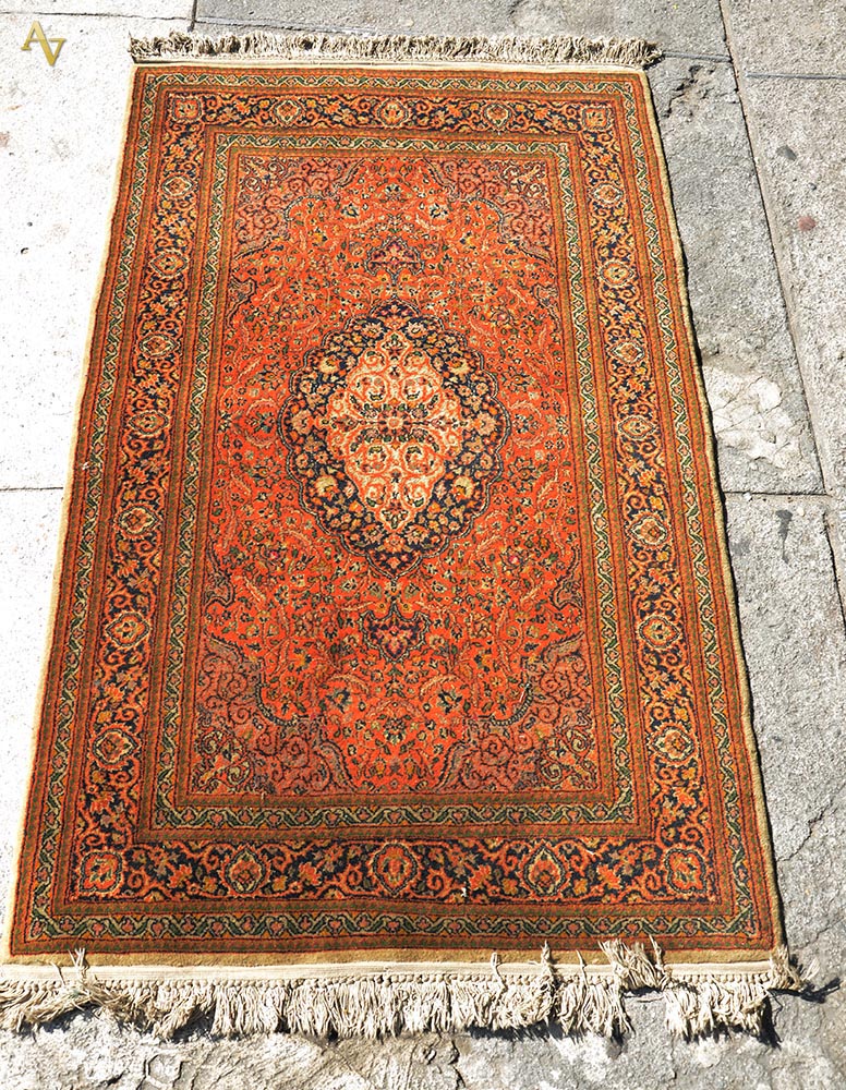 Tapete Tabriz Indiano, med. 1,54 x 0,94 m.