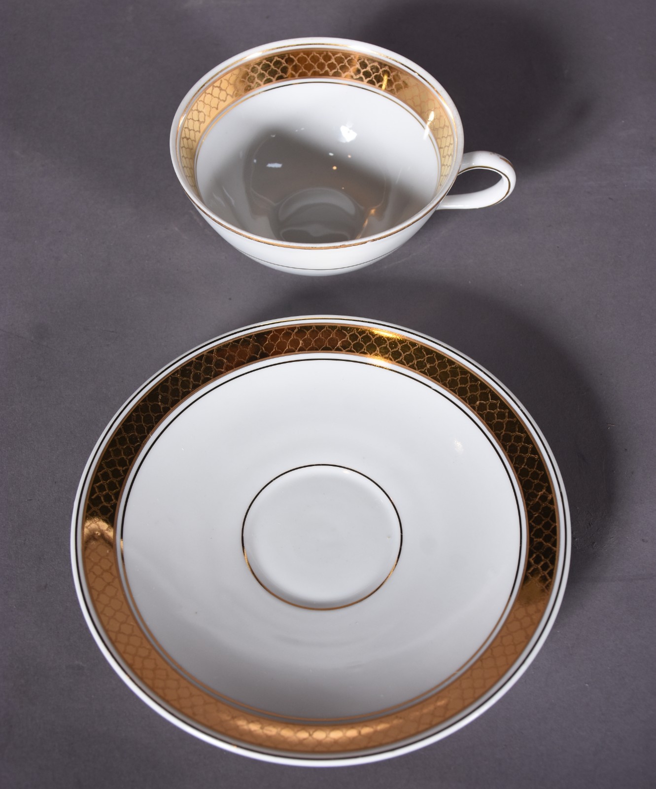Aparelho de chá, café e jantar de porcelana BRENNAND branco com borda... - foto 5 de 11