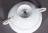 Aparelho de chá, café e jantar de porcelana BRE... - Aparelho de chá, café e jantar de porcelana BRENNAND branco com borda dourada composto de: 24 pratos rasos, 12 pratos fundos, 12 pratos de sobre...