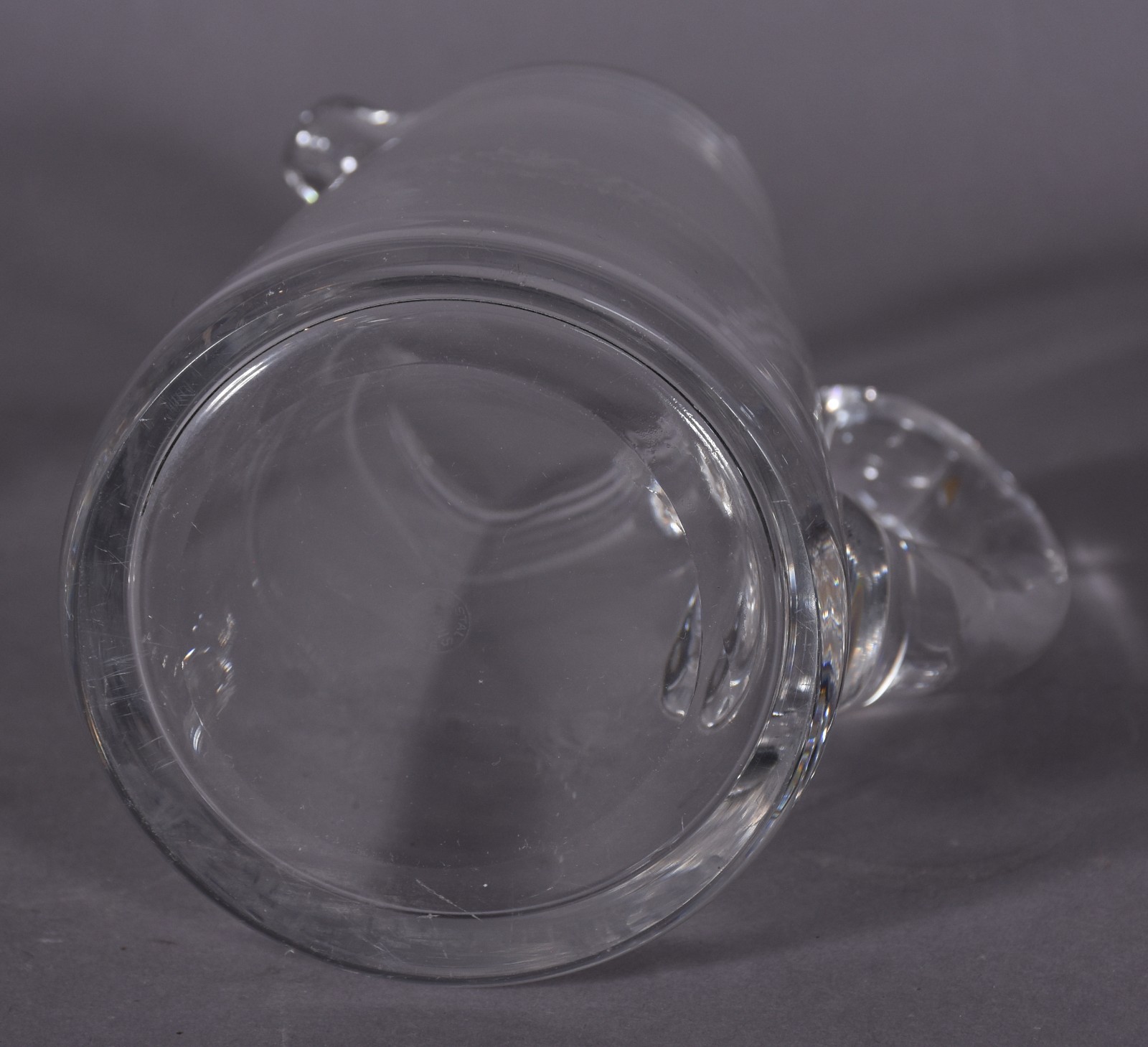 Conjunto de cristal lavrado composto de jarra e 5 cálices para licor. - foto 4 de 4