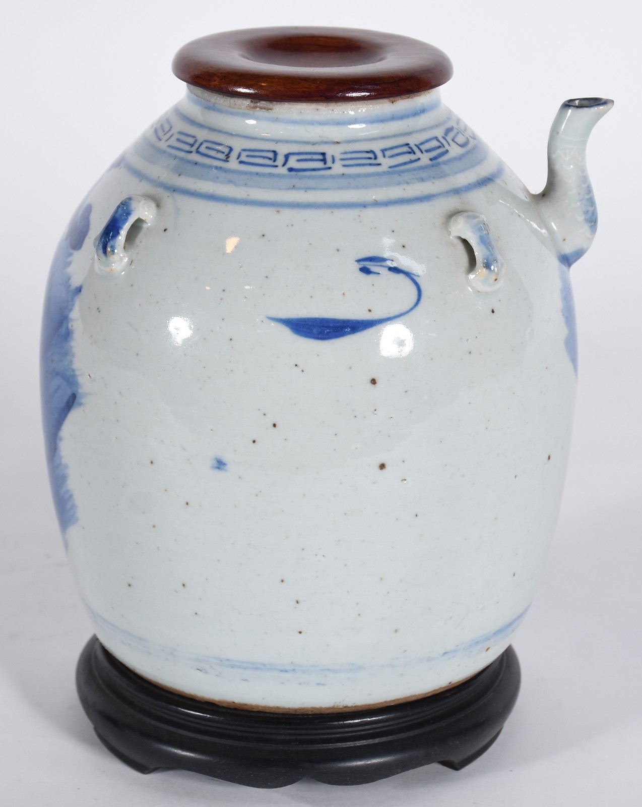 Bule de porcelana chinesa azul e branca, tampa de madeira. - foto 4 de 6