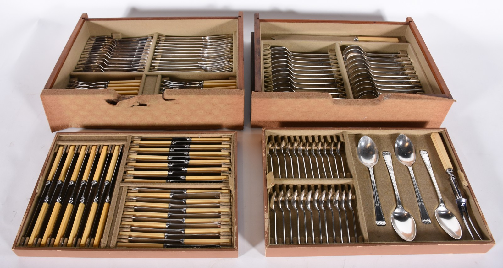 Faqueiro de metal prateado "ELKINGTON & CO. - STAINLESS- CURTLERS &... - foto 5 de 5